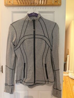 Lululemon  Jacket Size 6 Black White Zip Up Fitted Athletic